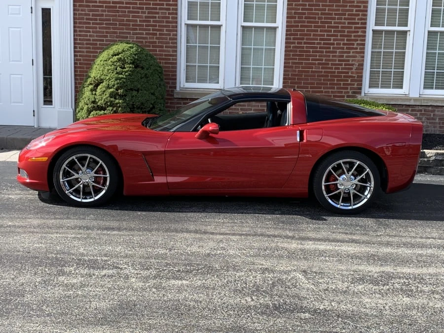 2005 Chevrolet Corvette C6 - Image 2 of 7