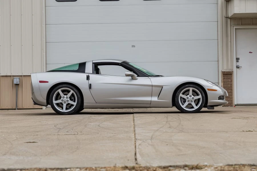 2005 Chevrolet Corvette C6 - Image 10 of 31