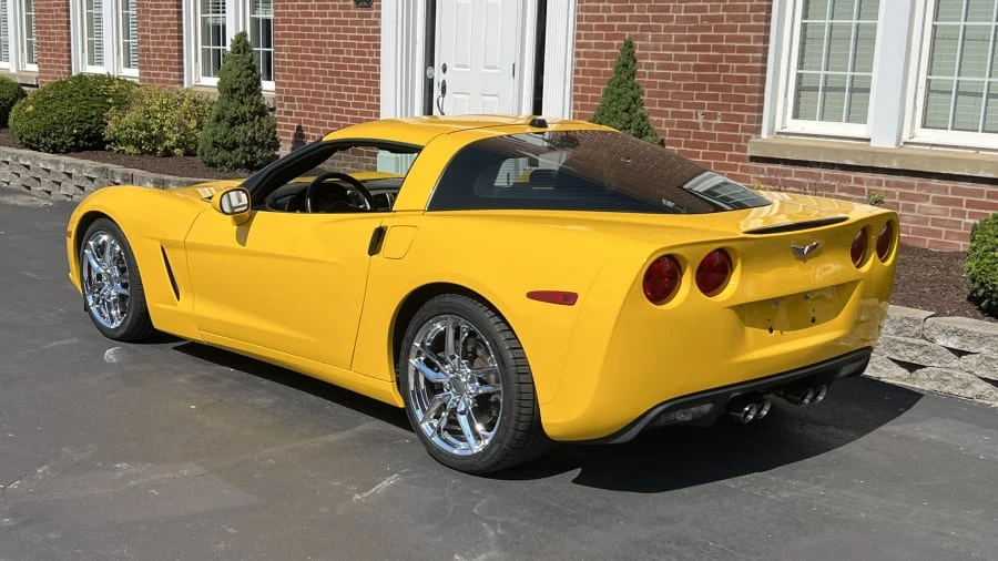 2005 Chevrolet Corvette C6 - Image 3 of 10