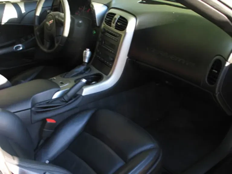 2005 Chevrolet Corvette C6 - Image 3 of 6