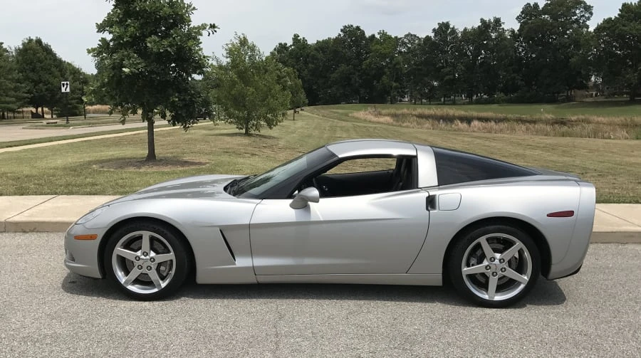 2005 Chevrolet Corvette C6 - Image 2 of 7
