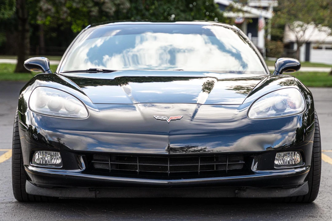 2005 Chevrolet Corvette C6 - Image 2 of 31