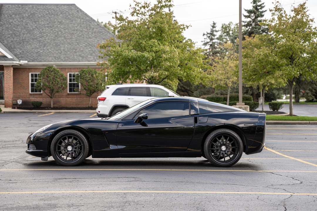 2005 Chevrolet Corvette C6 - Image 8 of 31
