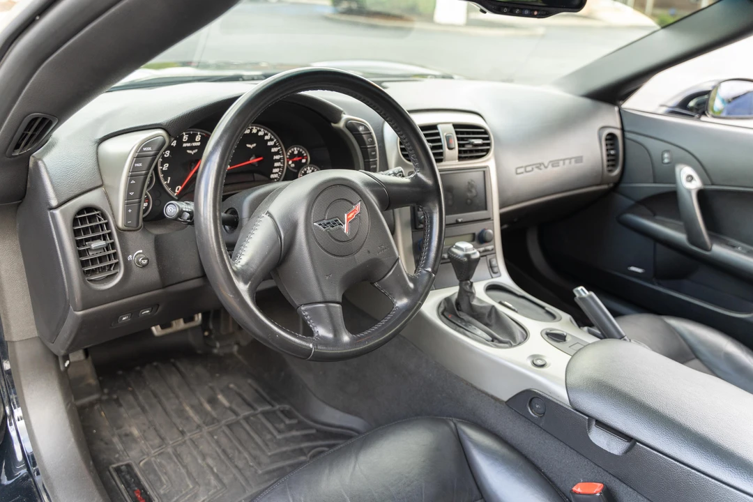 2005 Chevrolet Corvette C6 - Image 28 of 31