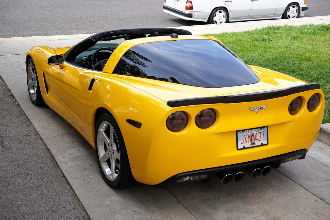 2005 Chevrolet Corvette C6 - Image 12 of 31
