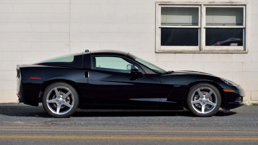 2005 Chevrolet Corvette C6 - Image 2 of 20