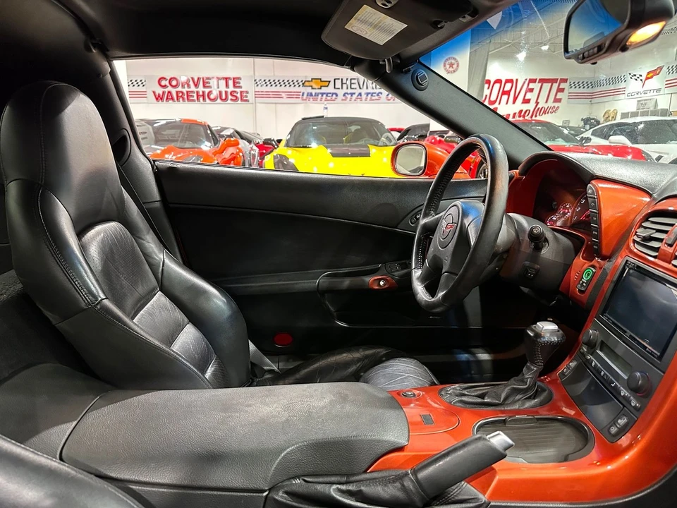 2005 Chevrolet Corvette C6 - Image 16 of 21