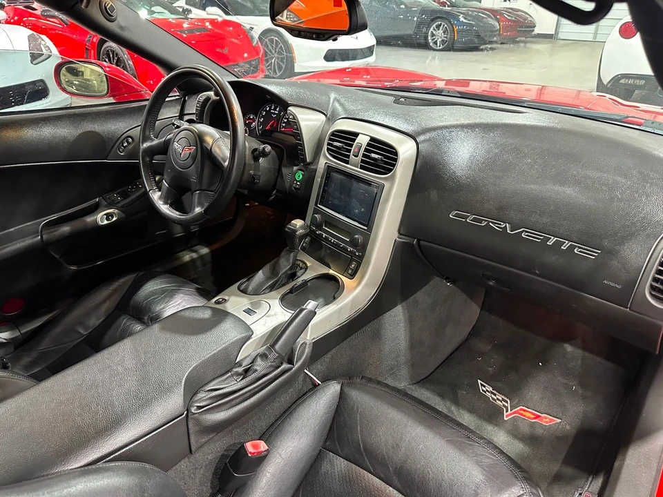 2005 Chevrolet Corvette C6 - Image 13 of 21
