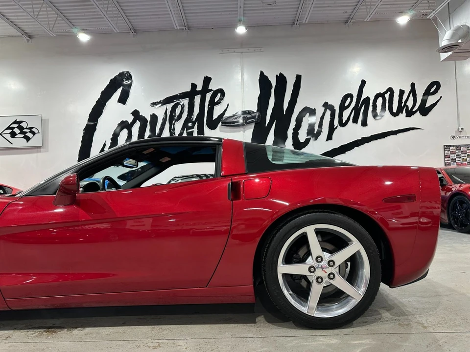 2005 Chevrolet Corvette C6 - Image 8 of 21