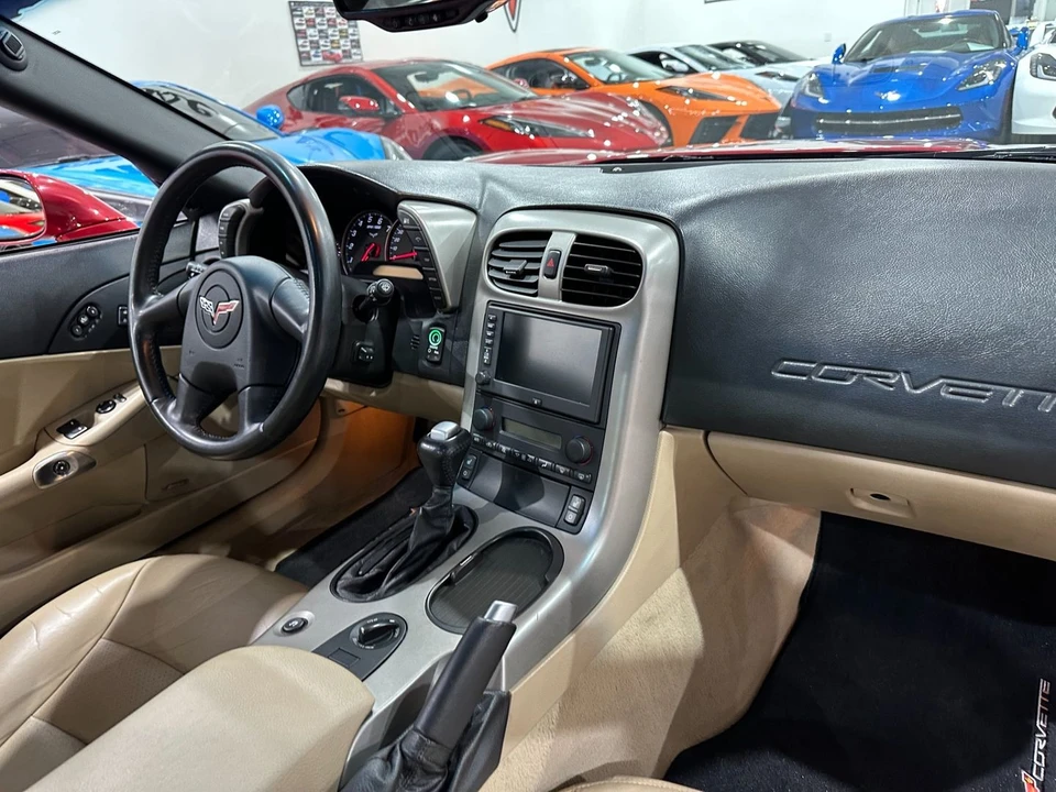 2005 Chevrolet Corvette C6 - Image 12 of 21
