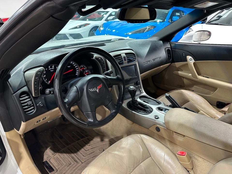 2005 Chevrolet Corvette C6 - Image 12 of 21