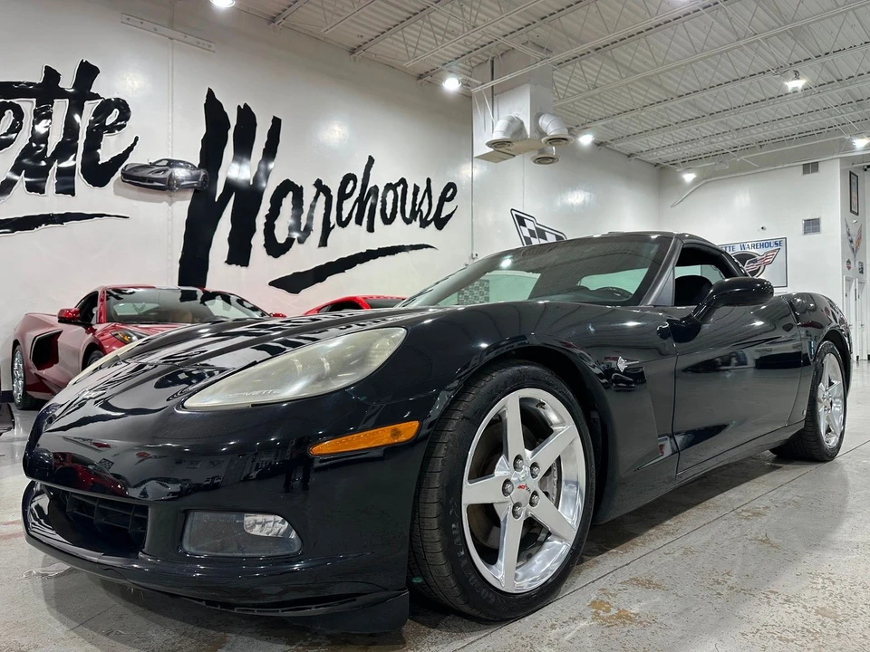 2005 Chevrolet Corvette C6 - Image 16 of 21