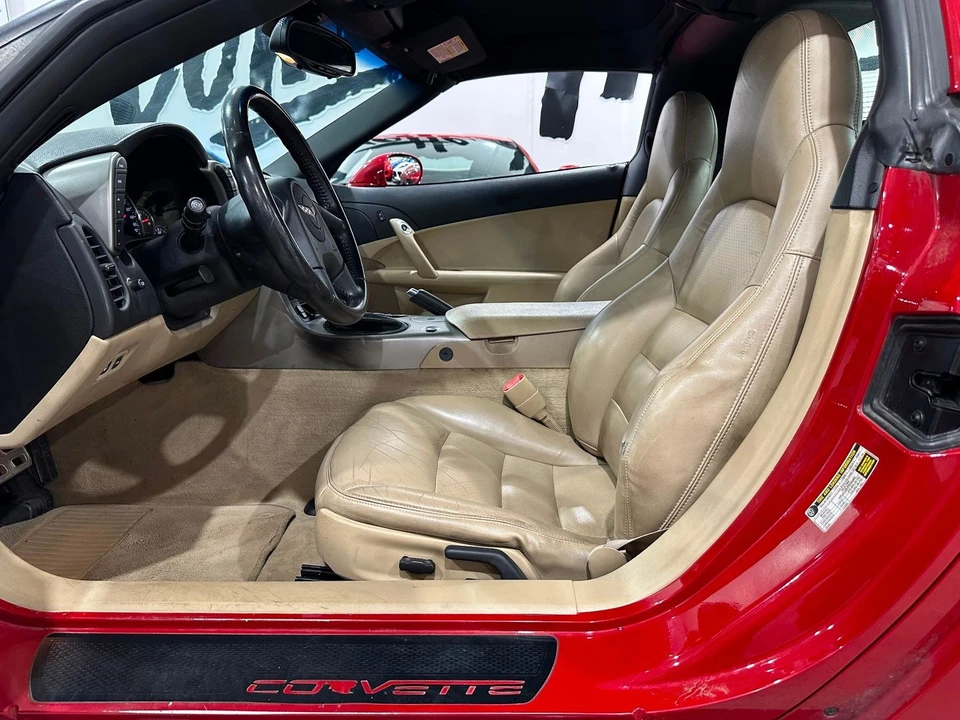 2005 Chevrolet Corvette C6 - Image 10 of 21