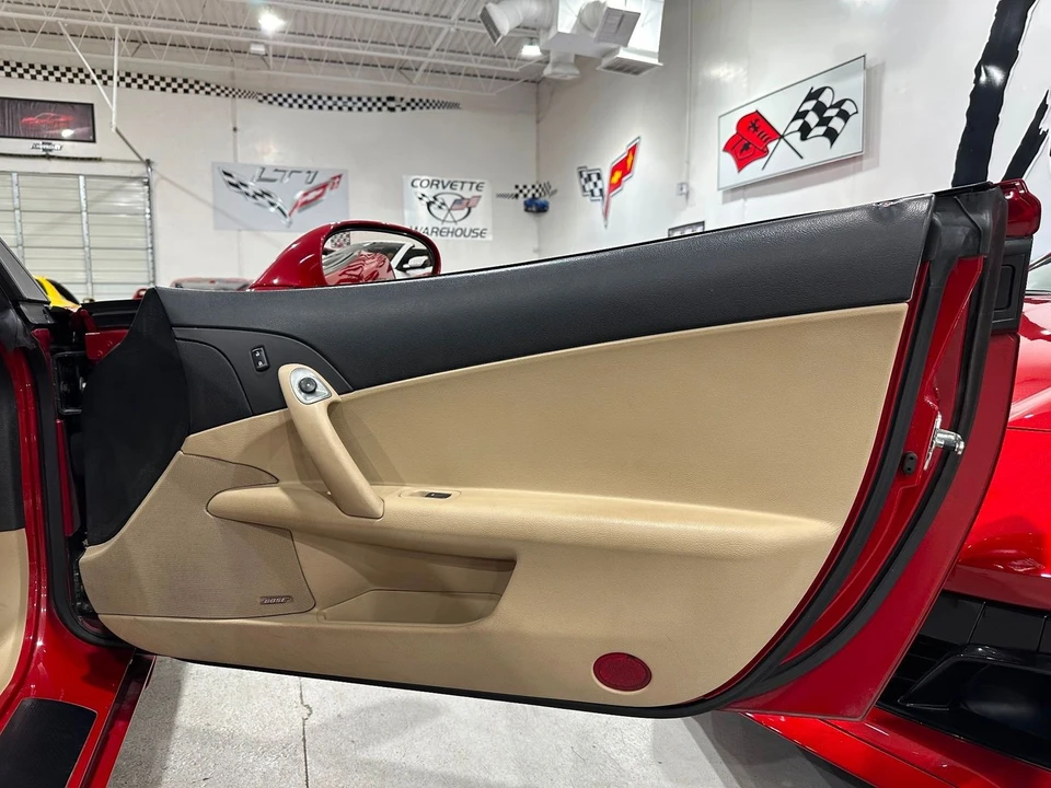 2005 Chevrolet Corvette C6 - Image 15 of 21