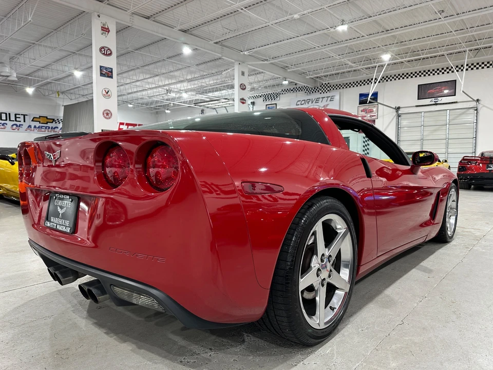 2005 Chevrolet Corvette C6 - Image 3 of 31