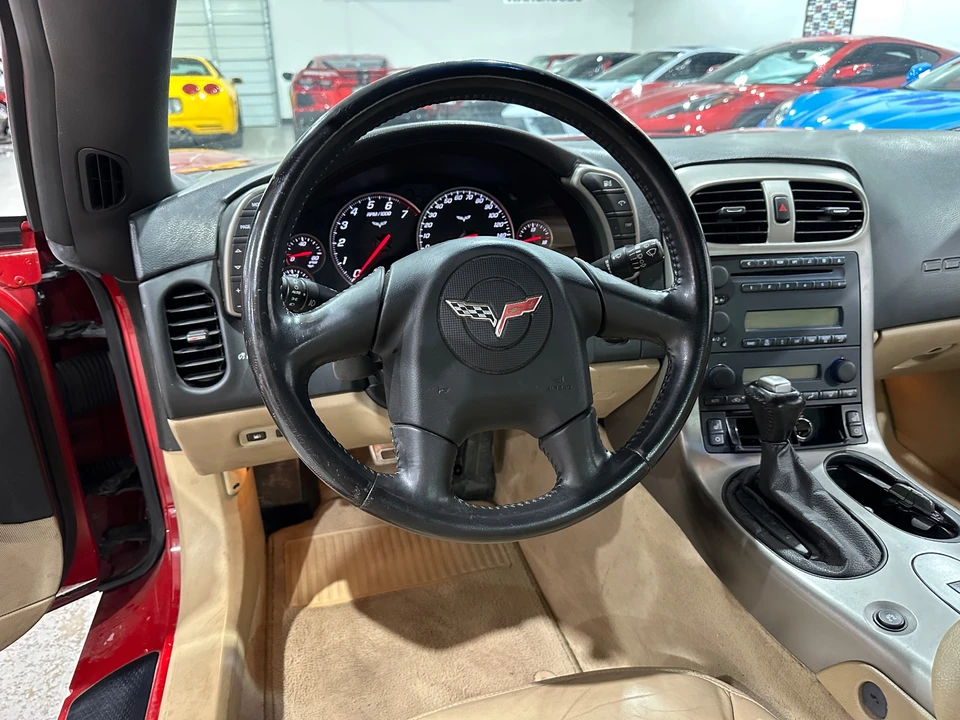 2005 Chevrolet Corvette C6 - Image 8 of 31
