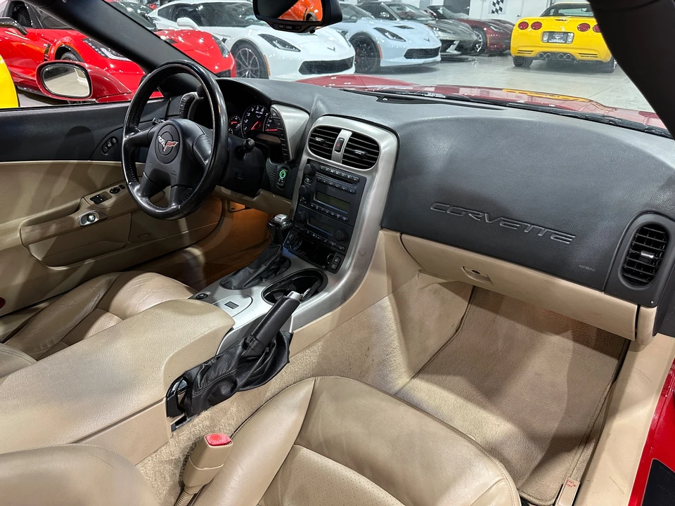 2005 Chevrolet Corvette C6 - Image 11 of 31