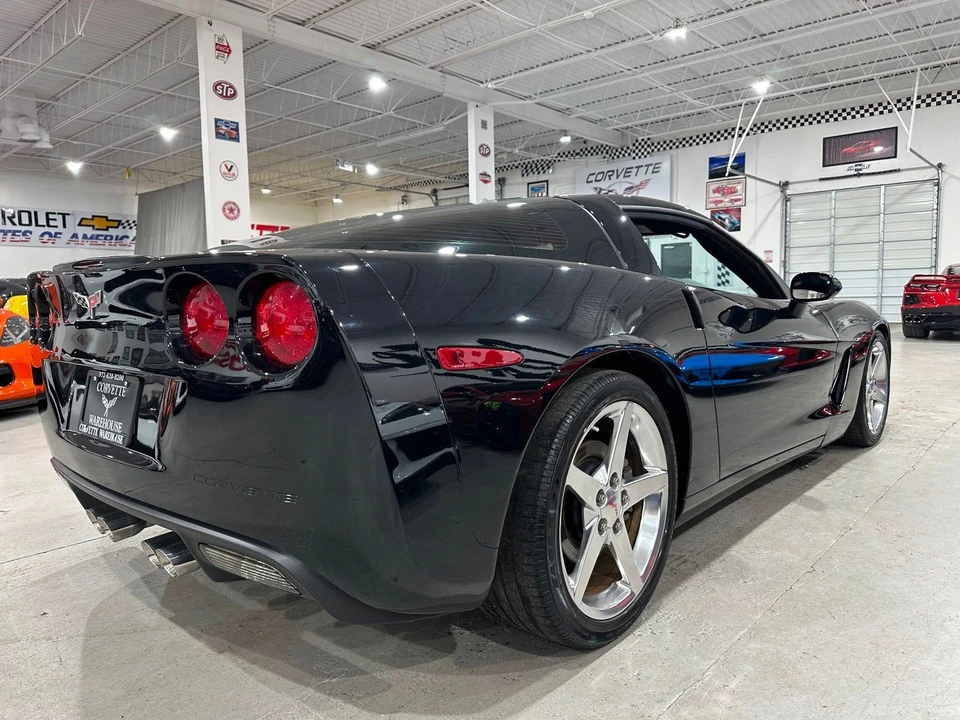 2005 Chevrolet Corvette C6 - Image 2 of 21