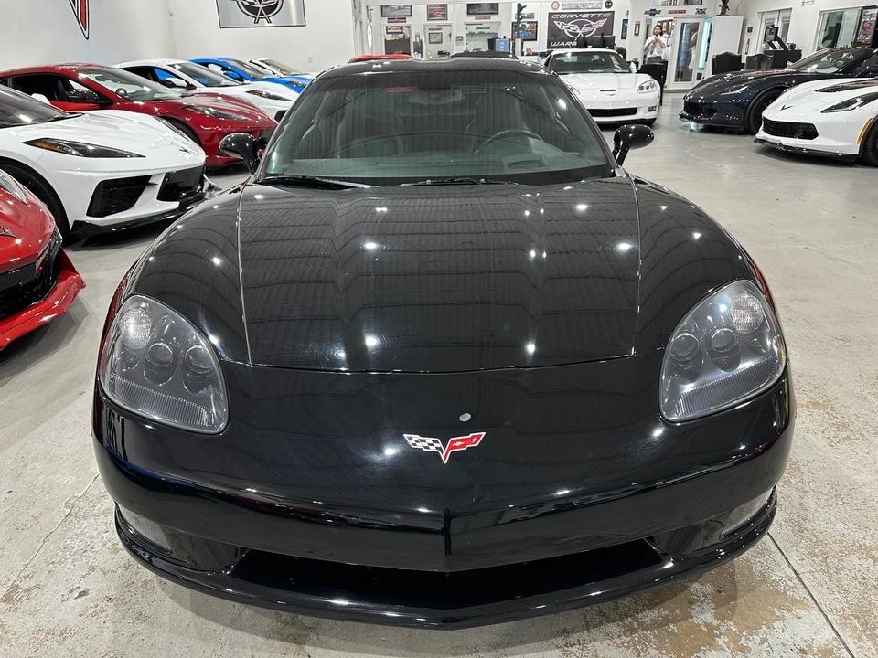 2005 Chevrolet Corvette C6 - Image 26 of 31