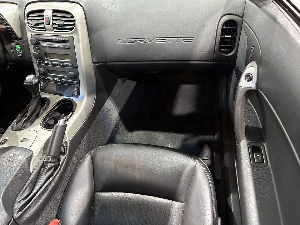 2005 Chevrolet Corvette C6 - Image 10 of 31