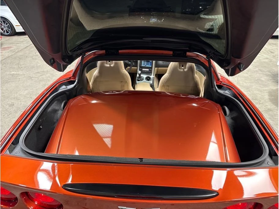 2005 Chevrolet Corvette C6 - Image 16 of 31
