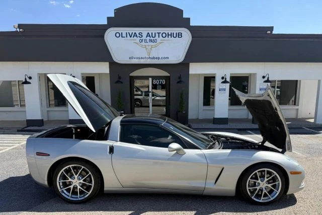 2005 Chevrolet Corvette C6 - Image 8 of 17