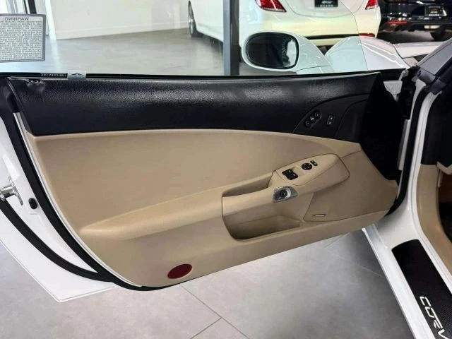 2005 Chevrolet Corvette C6 - Image 23 of 28