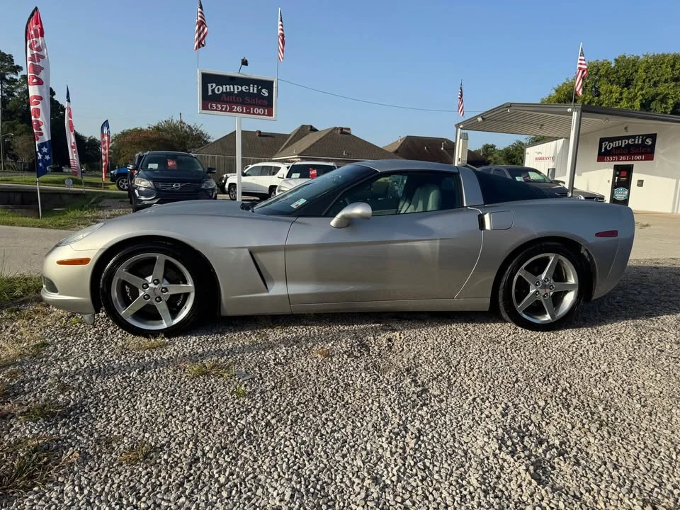 2005 Chevrolet Corvette C6 - Image 2 of 13