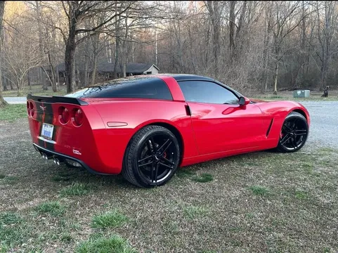 2005 Chevrolet Corvette C6 - Image 2 of 17