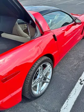 2005 Chevrolet Corvette Coupe 2D