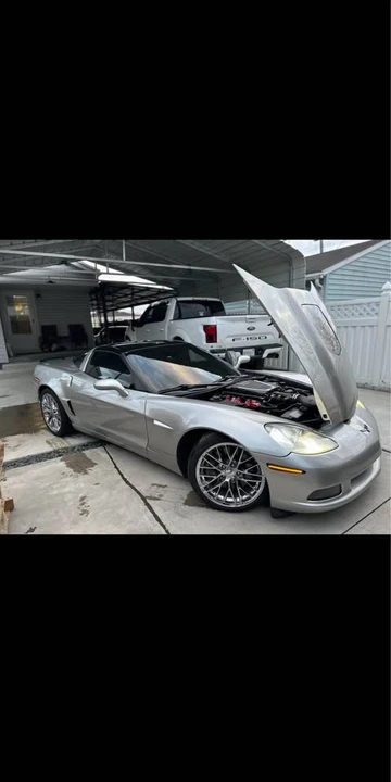 2005 Chevrolet Corvette C6 - Image 2 of 12
