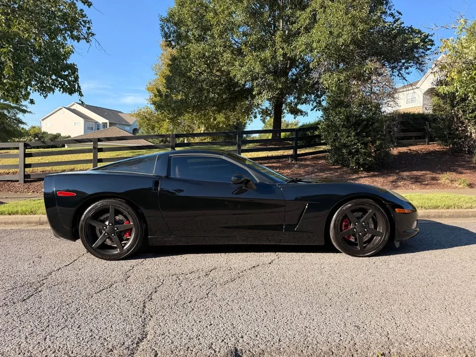 2005 Chevrolet Corvette C6 - Image 10 of 17