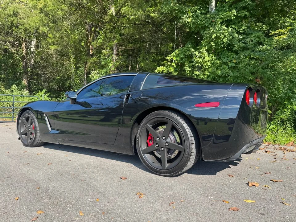 2005 Chevrolet Corvette C6 - Image 8 of 13