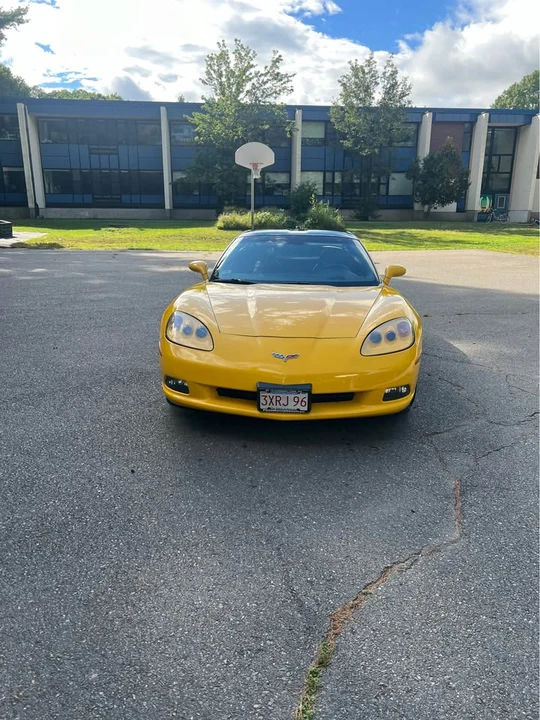 2005 Chevrolet Corvette C6 - Image 2 of 13