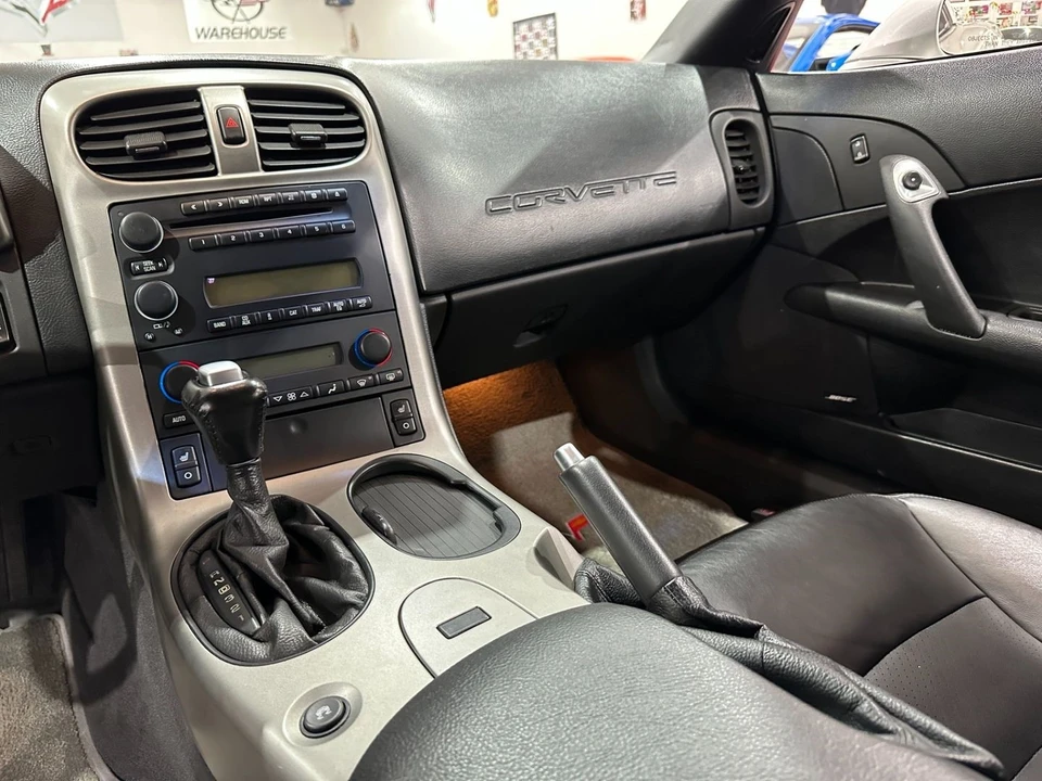 2005 Chevrolet Corvette C6 - Image 17 of 21