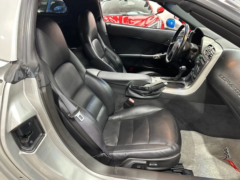 2005 Chevrolet Corvette C6 - Image 19 of 21