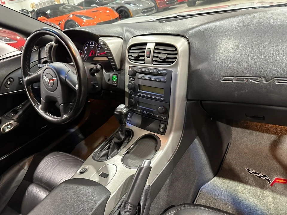 2005 Chevrolet Corvette C6 - Image 15 of 21