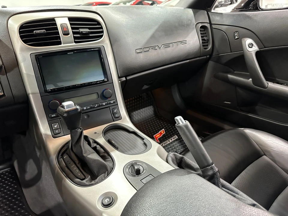 2005 Chevrolet Corvette C6 - Image 17 of 21