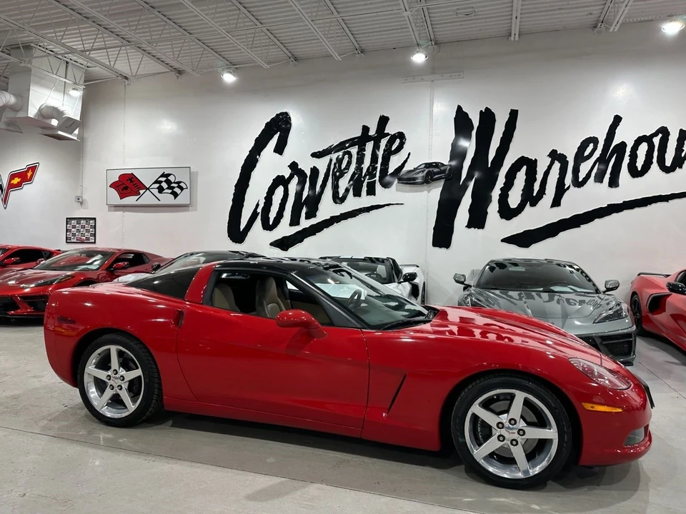 2005 Chevrolet Corvette C6 - Image 11 of 21