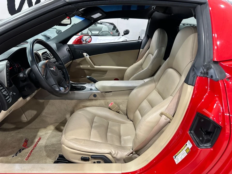 2005 Chevrolet Corvette C6 - Image 14 of 20