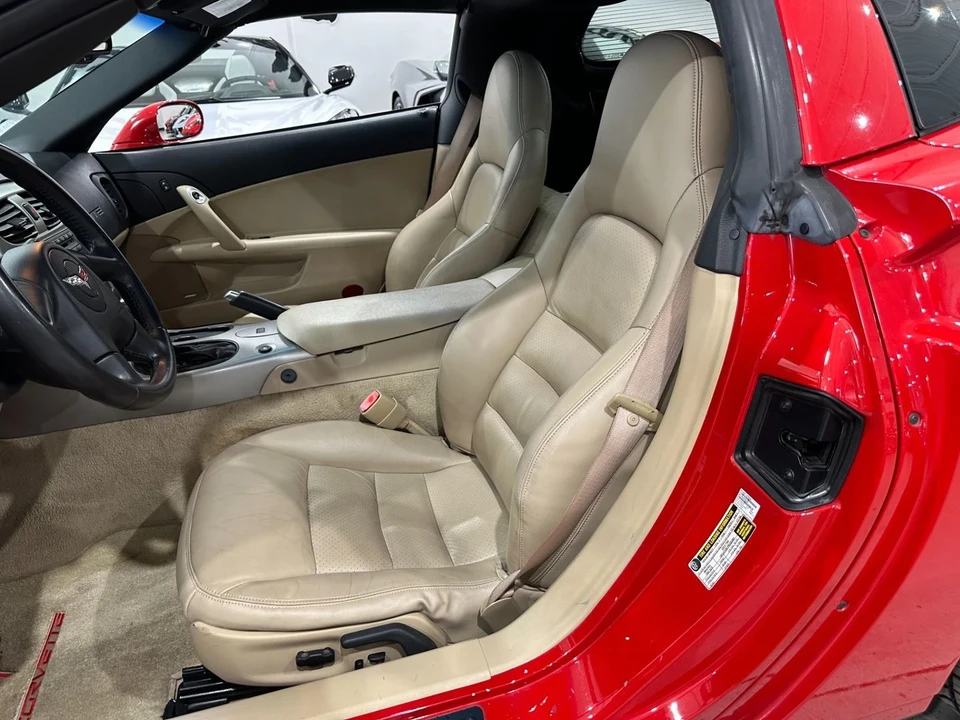 2005 Chevrolet Corvette C6 - Image 12 of 20