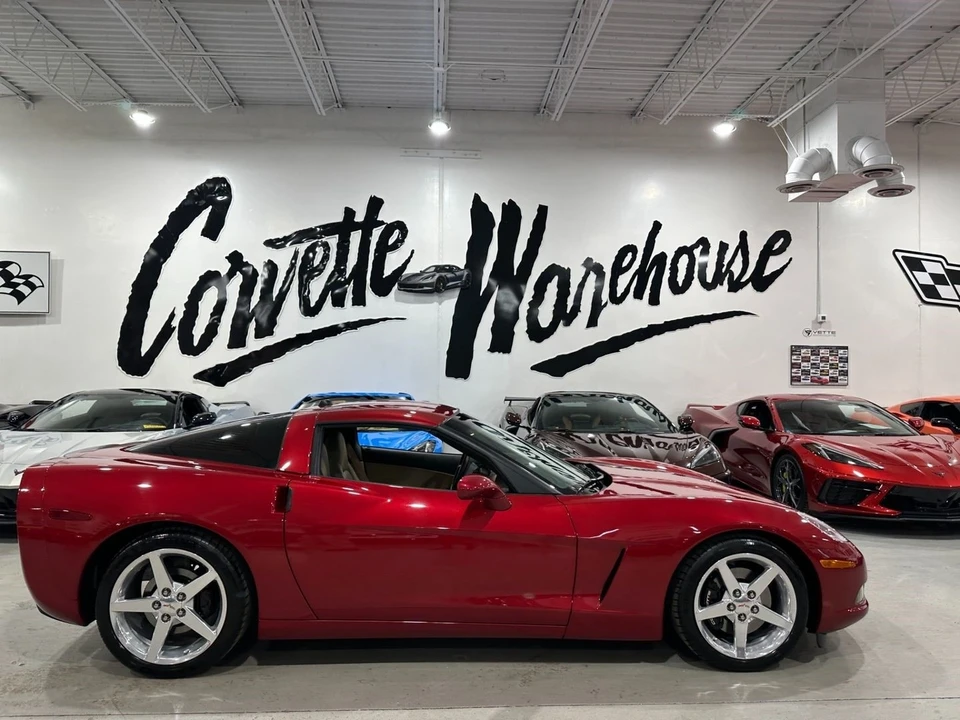 2005 Chevrolet Corvette C6 - Image 10 of 21