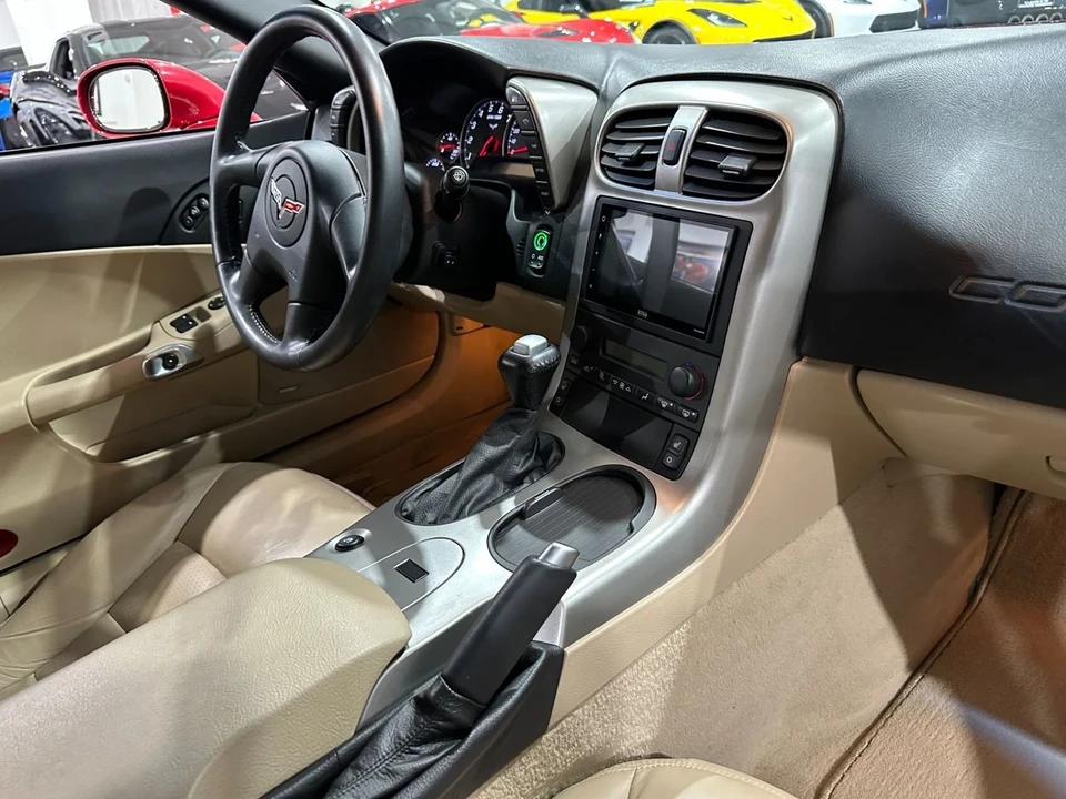 2005 Chevrolet Corvette C6 - Image 14 of 20