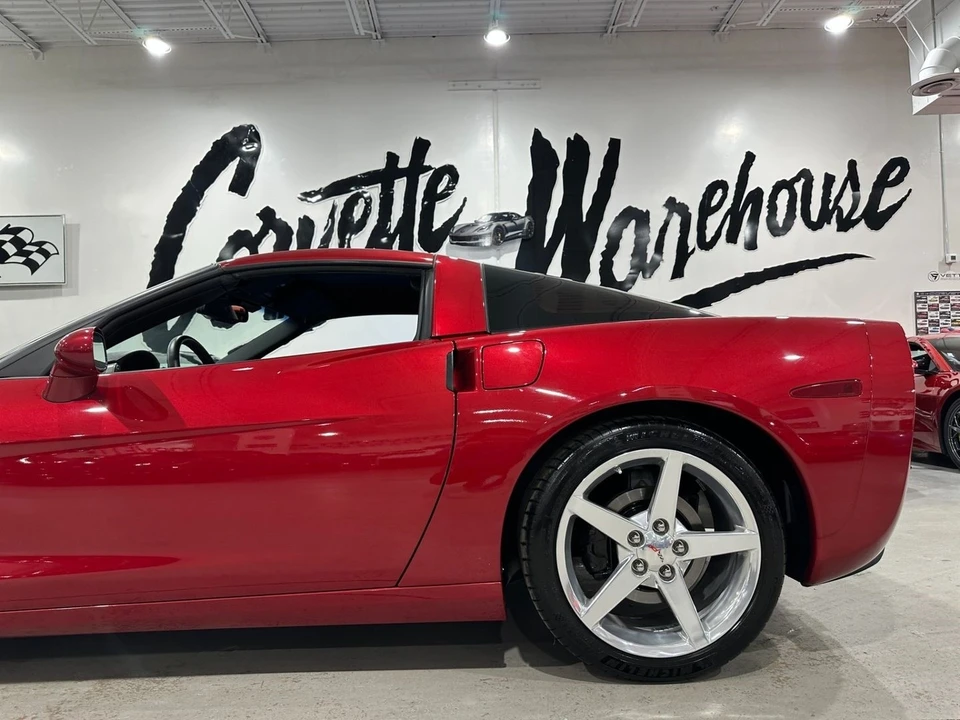 2005 Chevrolet Corvette C6 - Image 8 of 21