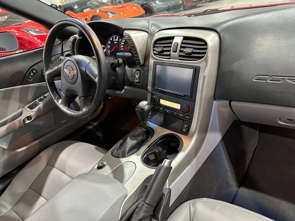 2005 Chevrolet Corvette C6 - Image 15 of 21