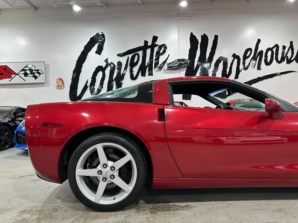 2005 Chevrolet Corvette C6 - Image 5 of 12