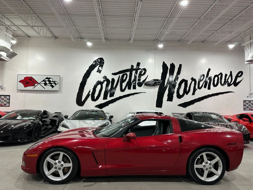2005 Chevrolet Corvette C6 - Image 2 of 11