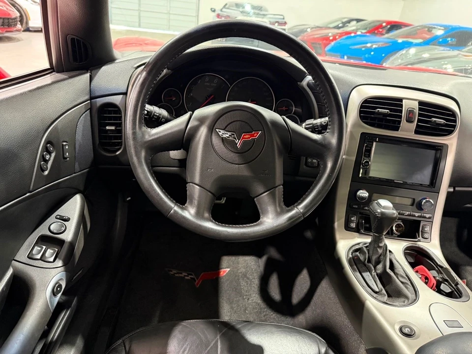 2005 Chevrolet Corvette C6 - Image 10 of 11