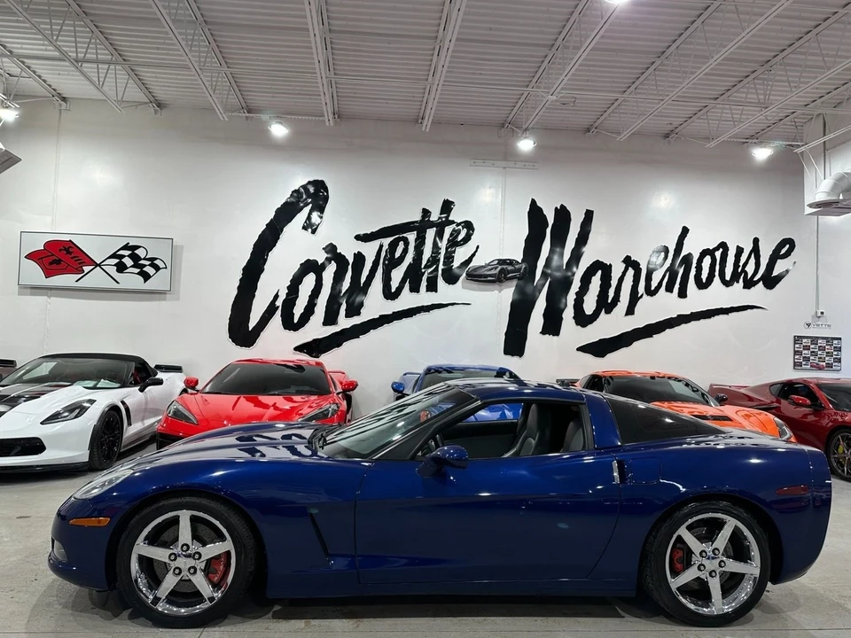 2005 Chevrolet Corvette C6 - Image 2 of 11