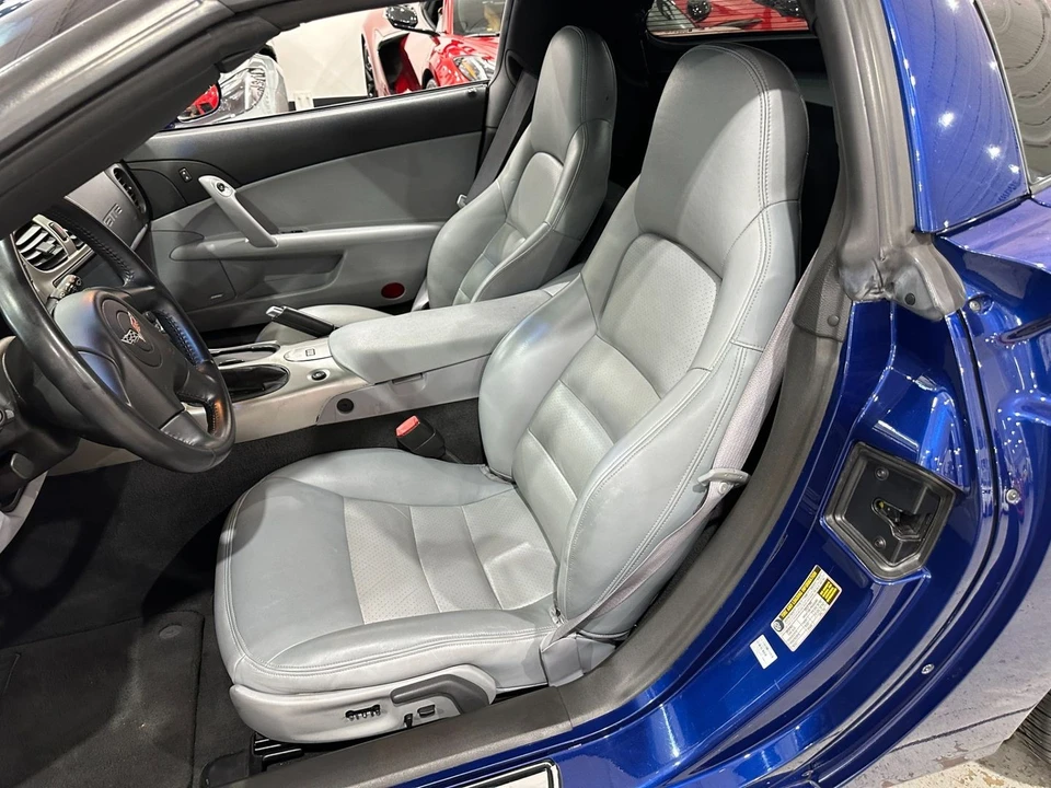 2005 Chevrolet Corvette C6 - Image 14 of 21